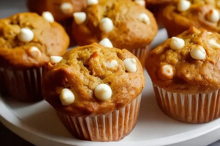Feuchte Kürbis-Muffins mit Weißer Schokolade