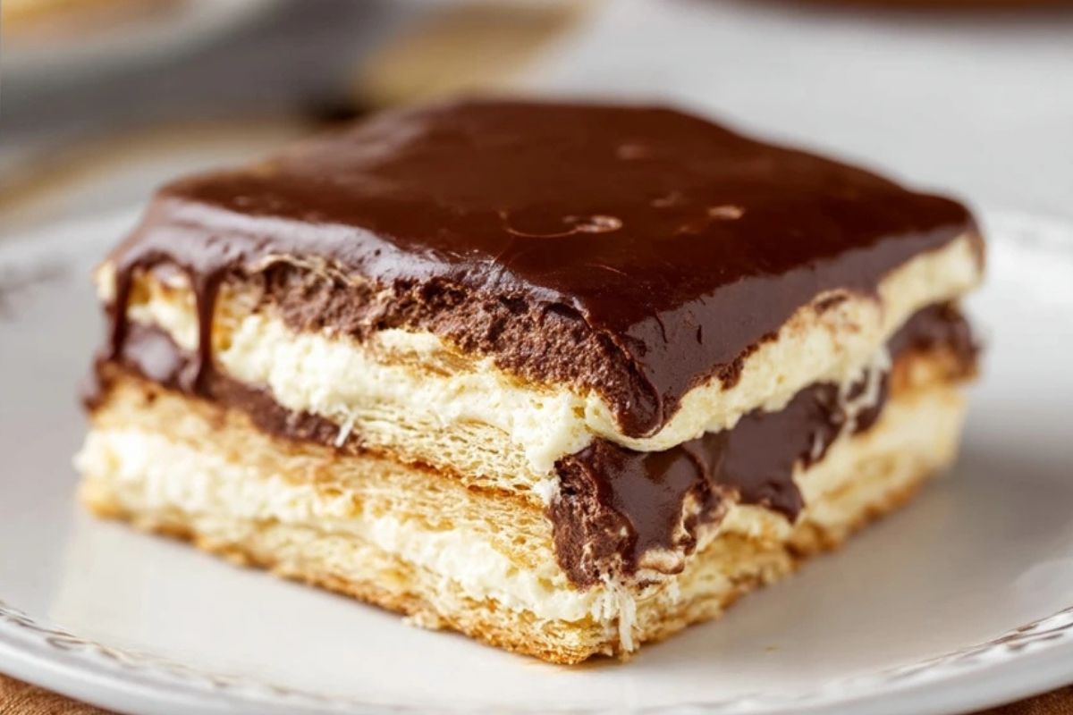 Schokoladen Eclair Kuchen